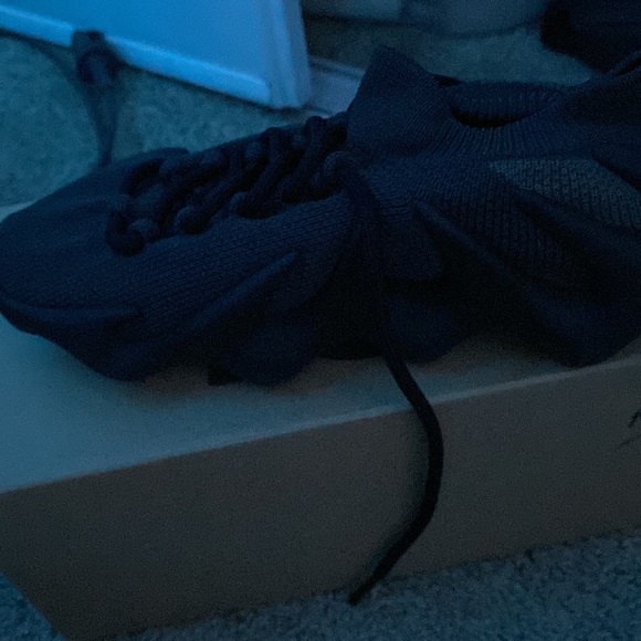 Yeezy 450 dark slate (Black) SIZE 5 1/2 IN MEN - Picture 5 of 10